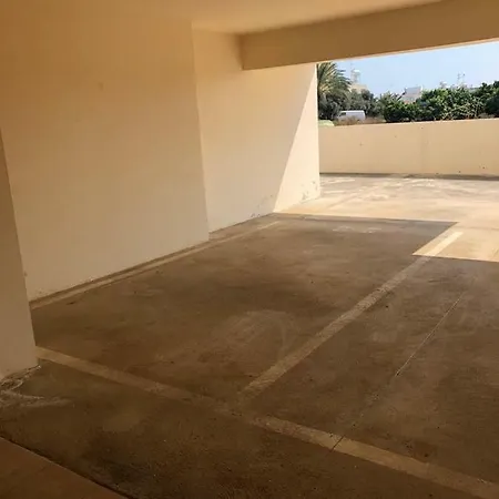Apartment Gardens